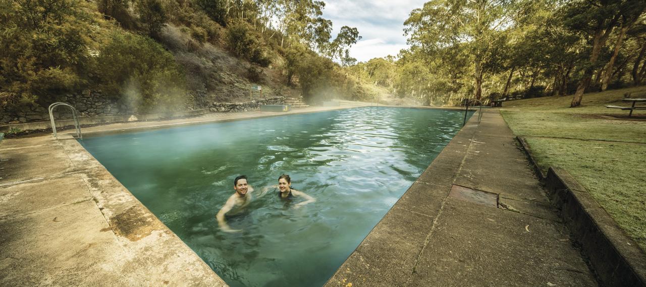 Yarrangobilly Caves Houseヴィラ エクステリア 写真